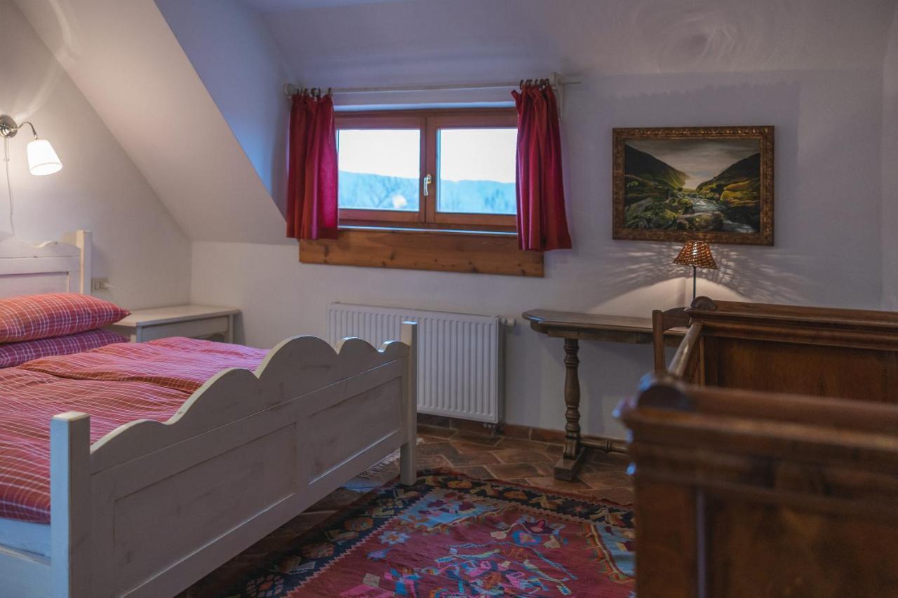 Guesthouse Novak Dvor Exterior foto