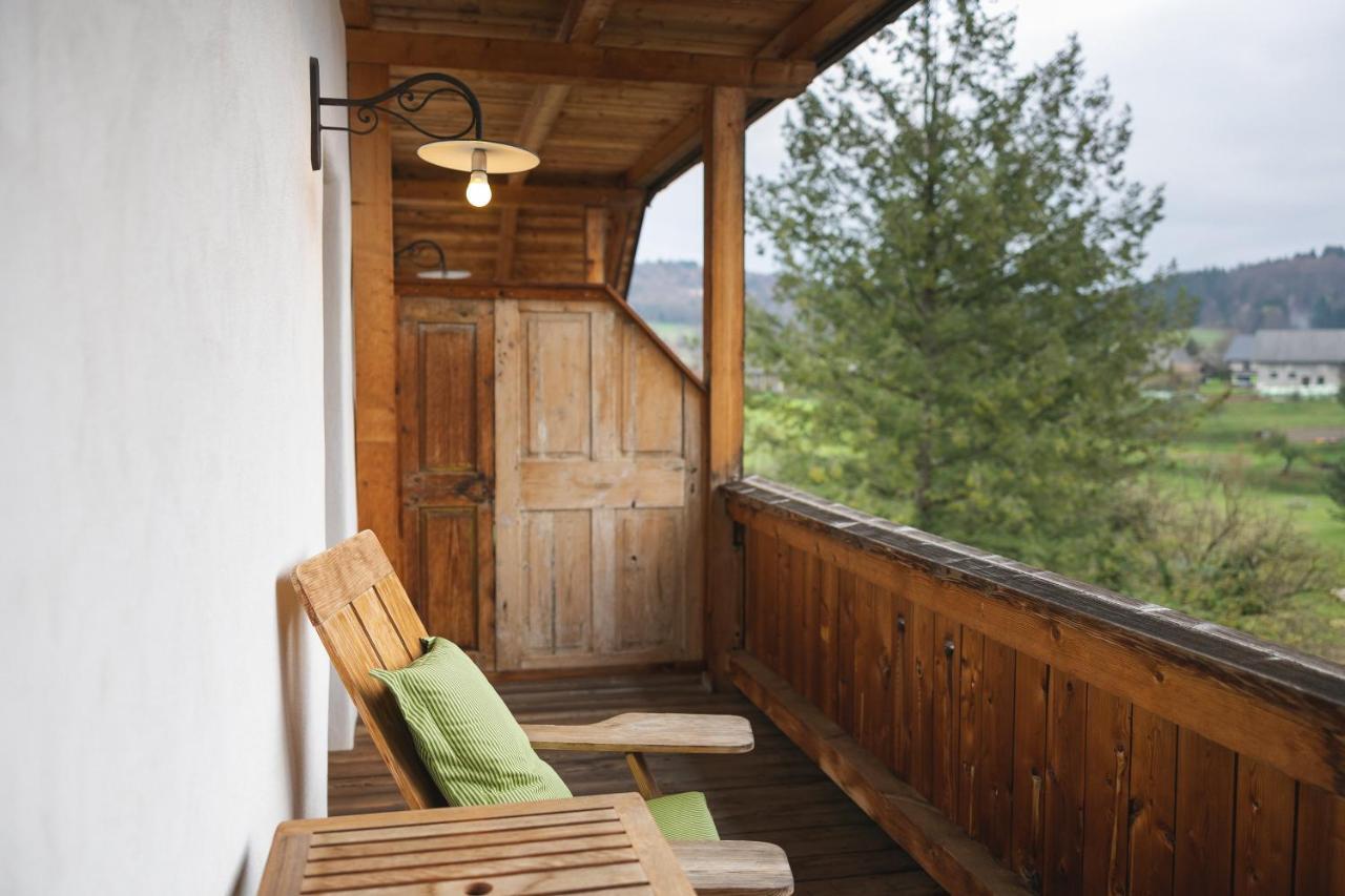 Guesthouse Novak Dvor Exterior foto