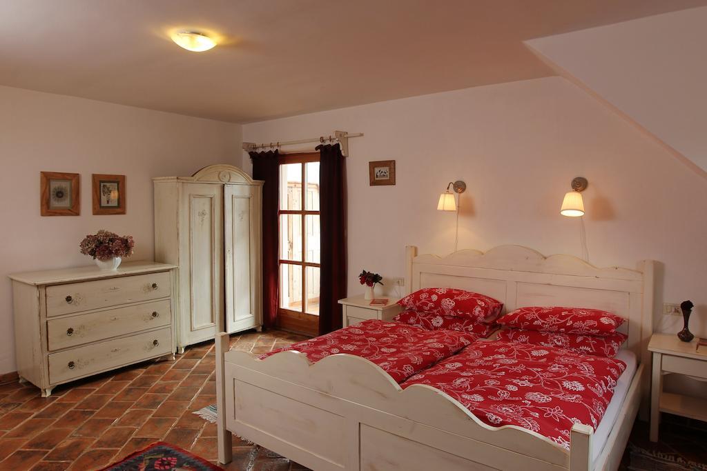 Guesthouse Novak Dvor Zimmer foto